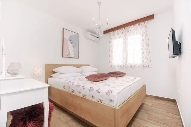 Apart Daire (Sandra - quiet & close to the beach -)