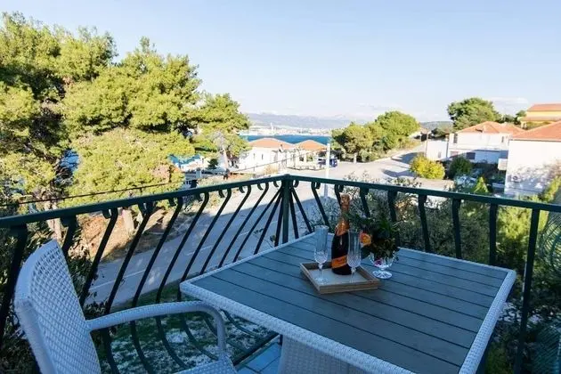 Apart Daire (Sandra - quiet & close to the beach -)
