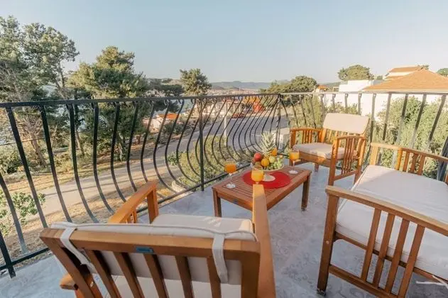 Apart Daire (Sandra - quiet & close to the beach -)
