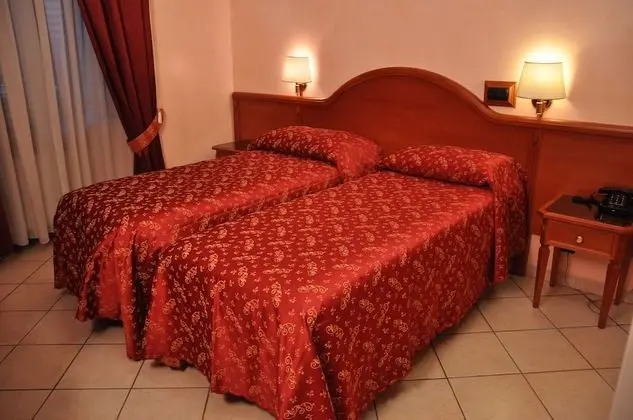 Classic Tek Büyük veya İki Ayrı Yataklı Oda, 1 En Büyük (King) Boy Yatak, Sigara İçilmez