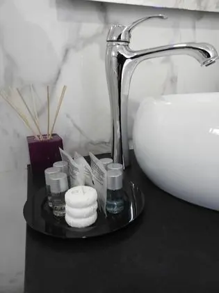 Comfort Tek Büyük Yataklı Oda, Engellilere Uygun, Özel Banyo (Cama de matrimonio)