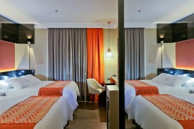 Deluxe Dört Kişilik Oda, 2 Çift Kişilik Yatak