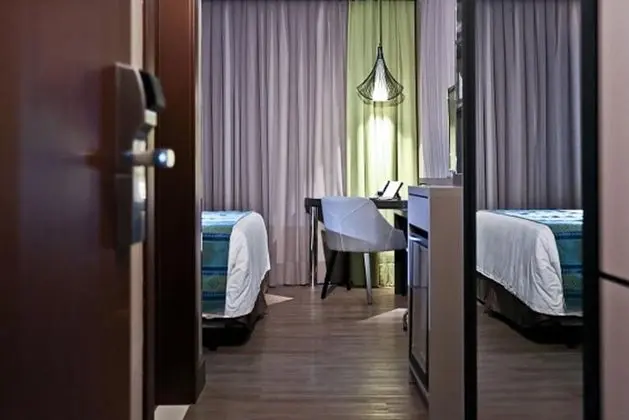 Luxury Tek Büyük Yataklı Oda