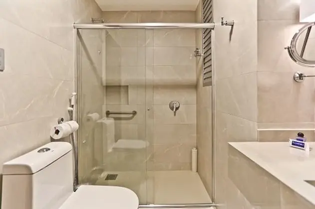 Luxury Tek Büyük Yataklı Oda