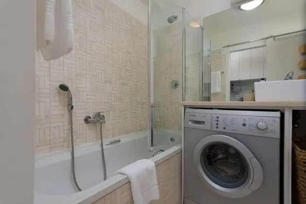 Comfort Stüdyo, 1 Büyük (Queen) Boy Yatak, Sigara İçilmez