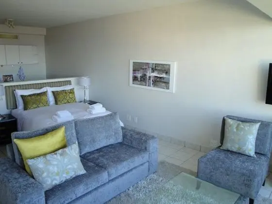 Stüdyo, 1 Büyük (Queen) Boy Yatak