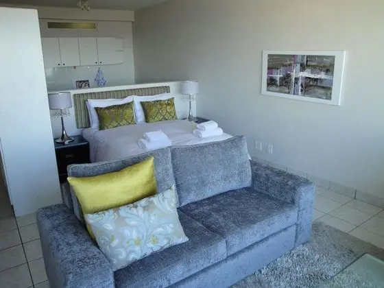 Stüdyo, 1 Büyük (Queen) Boy Yatak