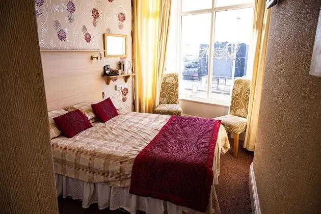 Standard Tek Büyük Yataklı Oda, Resort Manzaralı (Room 4)