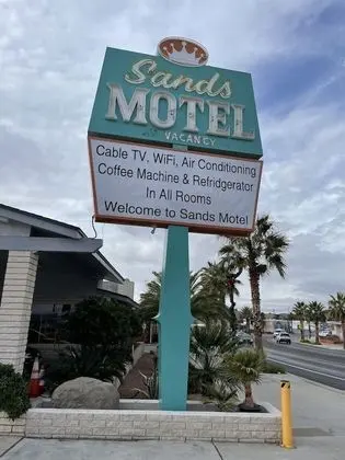 Basic Oda, 1 Büyük (Queen) Boy Yatak