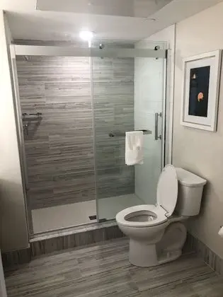 Premium Oda, 2 Büyük (Queen) Boy Yatak