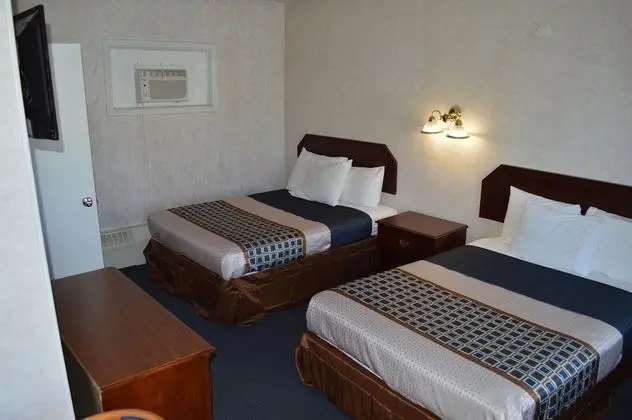Standard Oda, 2 Çift Kişilik Yatak, Buzdolabı ve Mikrodalga