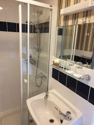 Comfort Tek Büyük Yataklı Oda, Deniz Manzaralı (Room 2)