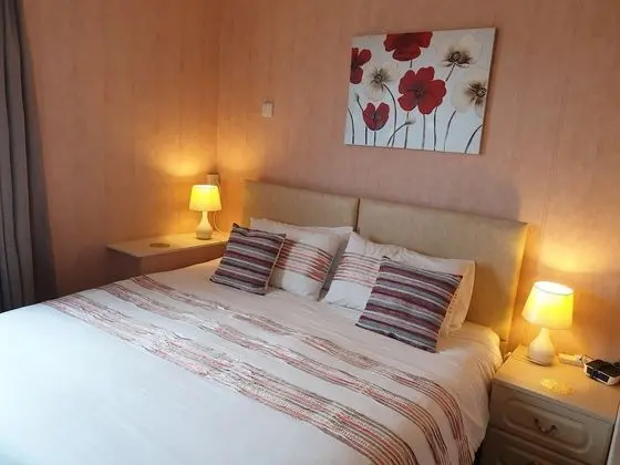 Family Oda, Deniz Manzaralı (Room 9)