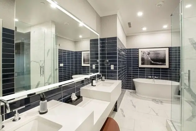 Premium Signature Suite I