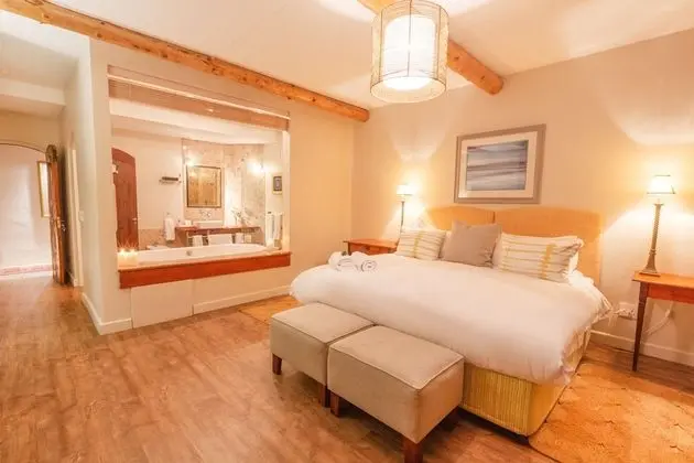 Luxury Oda, 1 En Büyük (King) Boy Yatak