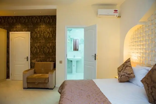 Deluxe Üç Kişilik Oda