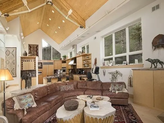 Ev (Sandstone Chalet)