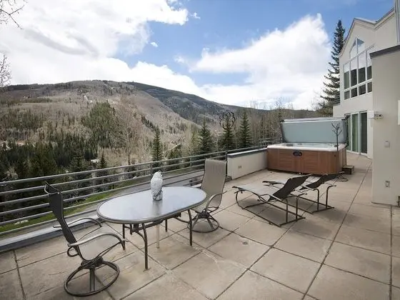 Ev (Sandstone Chalet)