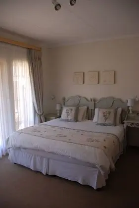 Luxury Tek Büyük Yataklı Oda