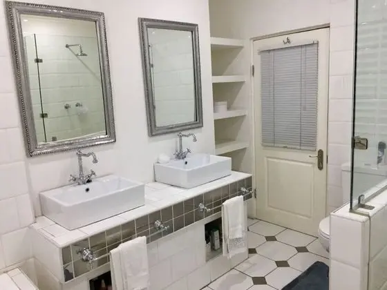 Deluxe Tek Büyük Yataklı Oda, 1 Büyük (Queen) Boy Yatak, Bahçe Manzaralı