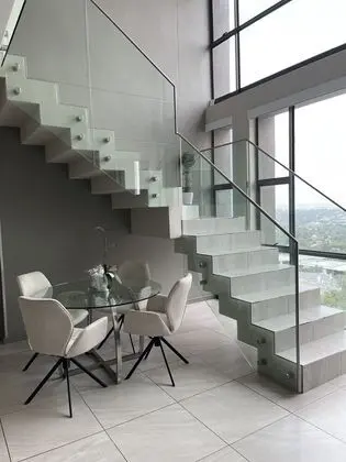 Luxury Çatı Katı Süiti (Penthouse)