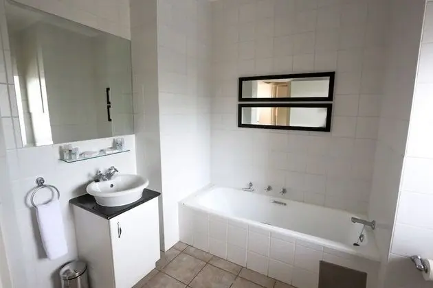 Basic Stüdyo, 1 En Büyük (King) Boy Yatak, Şehir Manzaralı