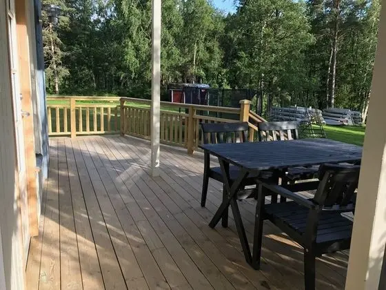 Basic Tek Büyük veya İki Ayrı Yataklı Oda, Göl Manzaralı (Sandbolstugan 4)