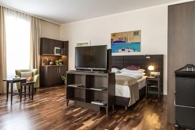 Junior Stüdyo Süit