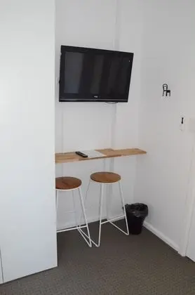 Tek Büyük Yataklı Oda, 1 Çift Kişilik Yatak, Ortak Banyo
