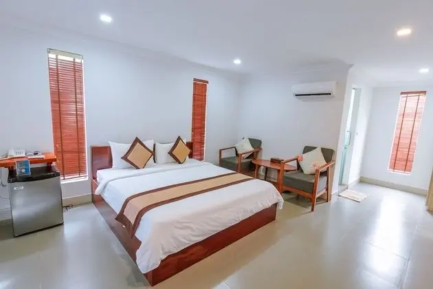 Deluxe Tek Büyük Yataklı Oda, 1 En Büyük (King) Boy Yatak, Balkon, Bahçe Manzaralı