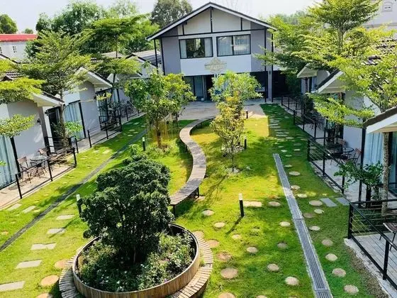 Deluxe Tek Büyük Yataklı Oda, 1 En Büyük (King) Boy Yatak, Balkon, Bahçe Manzaralı