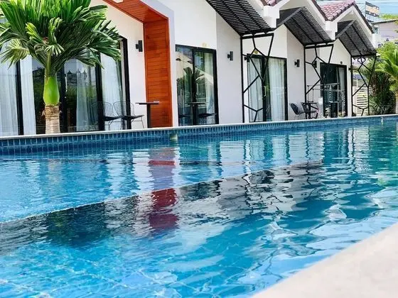 Superior İki Ayrı Yataklı Oda, Birden Çok Yatak, Balkon, Havuz Manzaralı