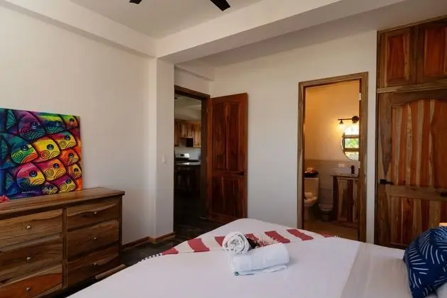 Daire, 3 Yatak Odası, Okyanus Manzaralı, Denize Sıfır
