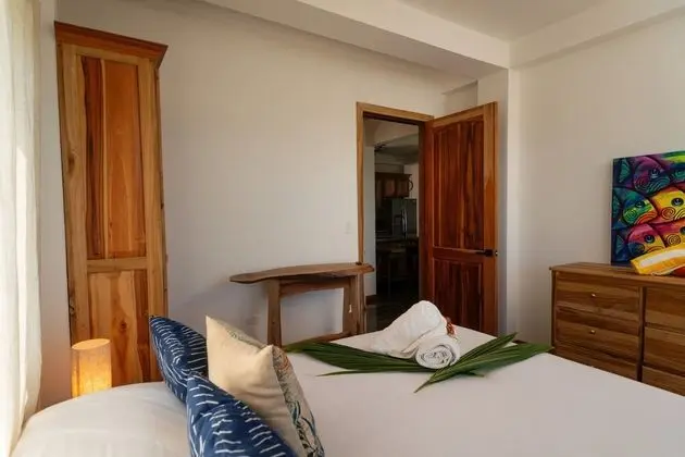 Daire, 3 Yatak Odası, Okyanus Manzaralı, Denize Sıfır