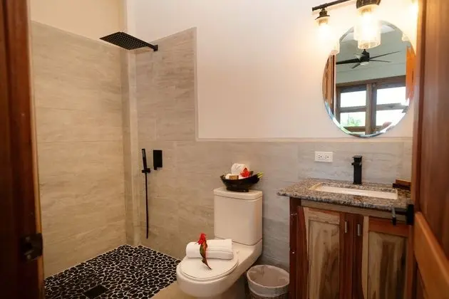 Daire, 3 Yatak Odası, Okyanus Manzaralı, Denize Sıfır