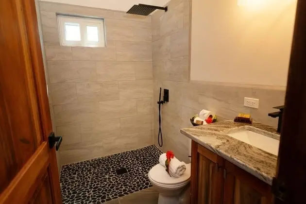 Daire, 3 Yatak Odası, Okyanus Manzaralı, Denize Sıfır
