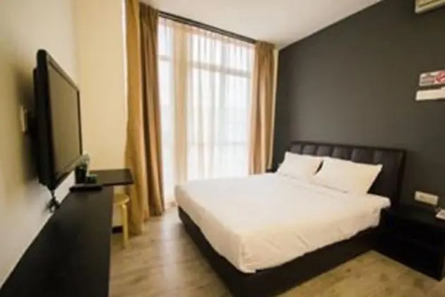 Deluxe Tek Büyük Yataklı Oda