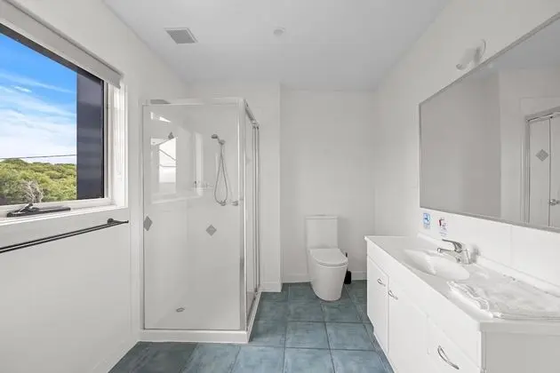 1-Bedroom Apartment