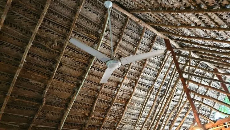 Traditional Kulübe, Bahçe Manzaralı, Denize Sıfır