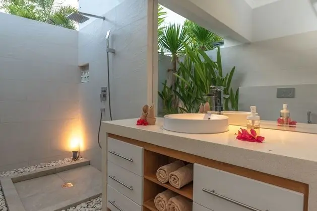 Luxury Villa, 4 Yatak Odası, Kişiye Özel Havuzlu, Plaj Manzaralı