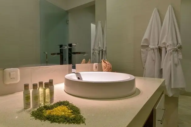 Luxury Villa, 4 Yatak Odası, Kişiye Özel Havuzlu, Plaj Manzaralı