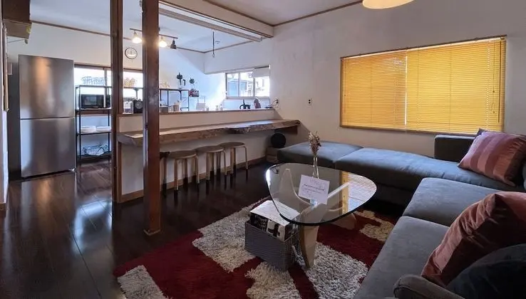 Ev, 5 Yatak Odası, Sigara İçilmez