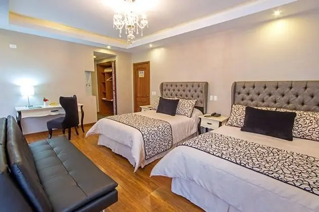Plaza Sangay Doble
