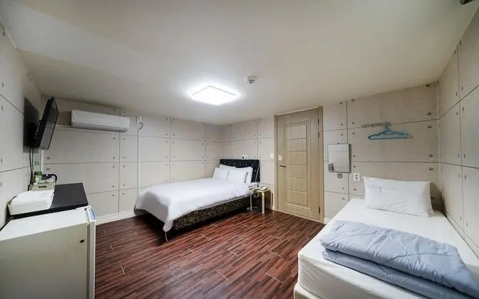 Oda (VIP Twin Room (RoofTop Room/additiona)
