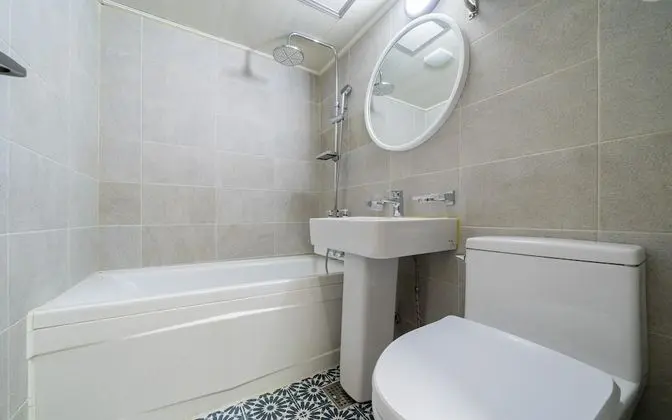 Oda (Double Room Bathtub No Parking (1 PC )
