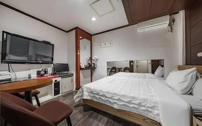 Oda (Semi-Special Room)