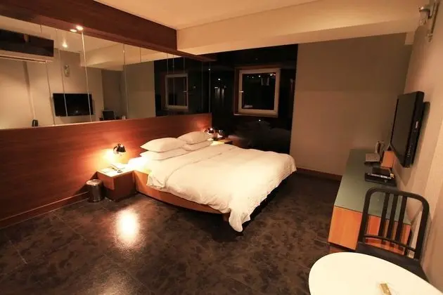 Oda (Semi-Special Room)