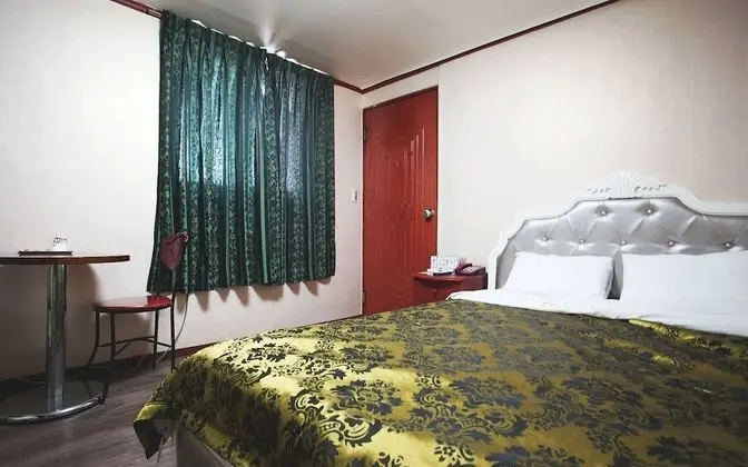 Oda (General room)