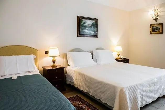 Classic Tek Büyük Yataklı Oda (with Spa Access)