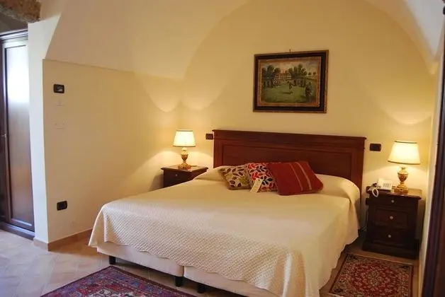 Classic Tek Büyük Yataklı Oda (with Spa Access)